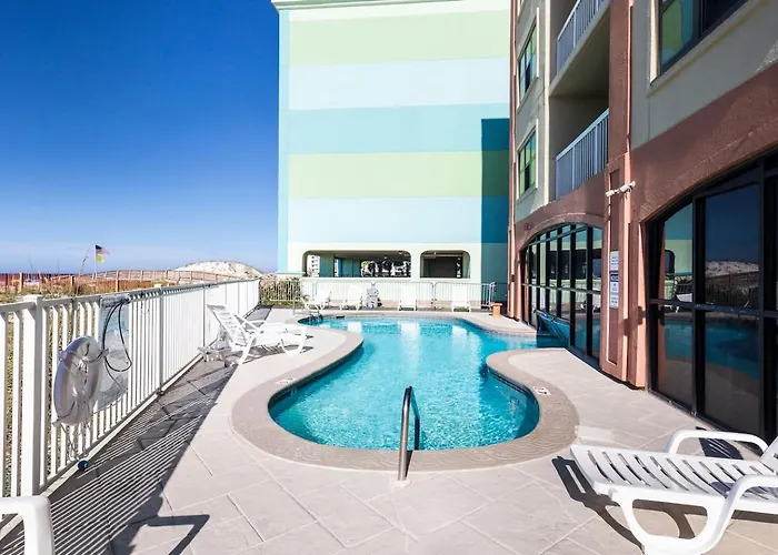 Apartment On The With Ocean Views Heated Pools & Hot Tub King Bed & Gear Cable Tv *